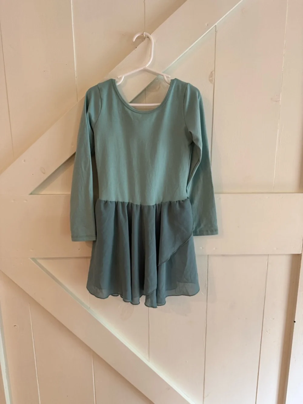 Girls Size 140 Mint Green Long Sleeve Lyrical Dance Leotard Dress Chiffon Skirt